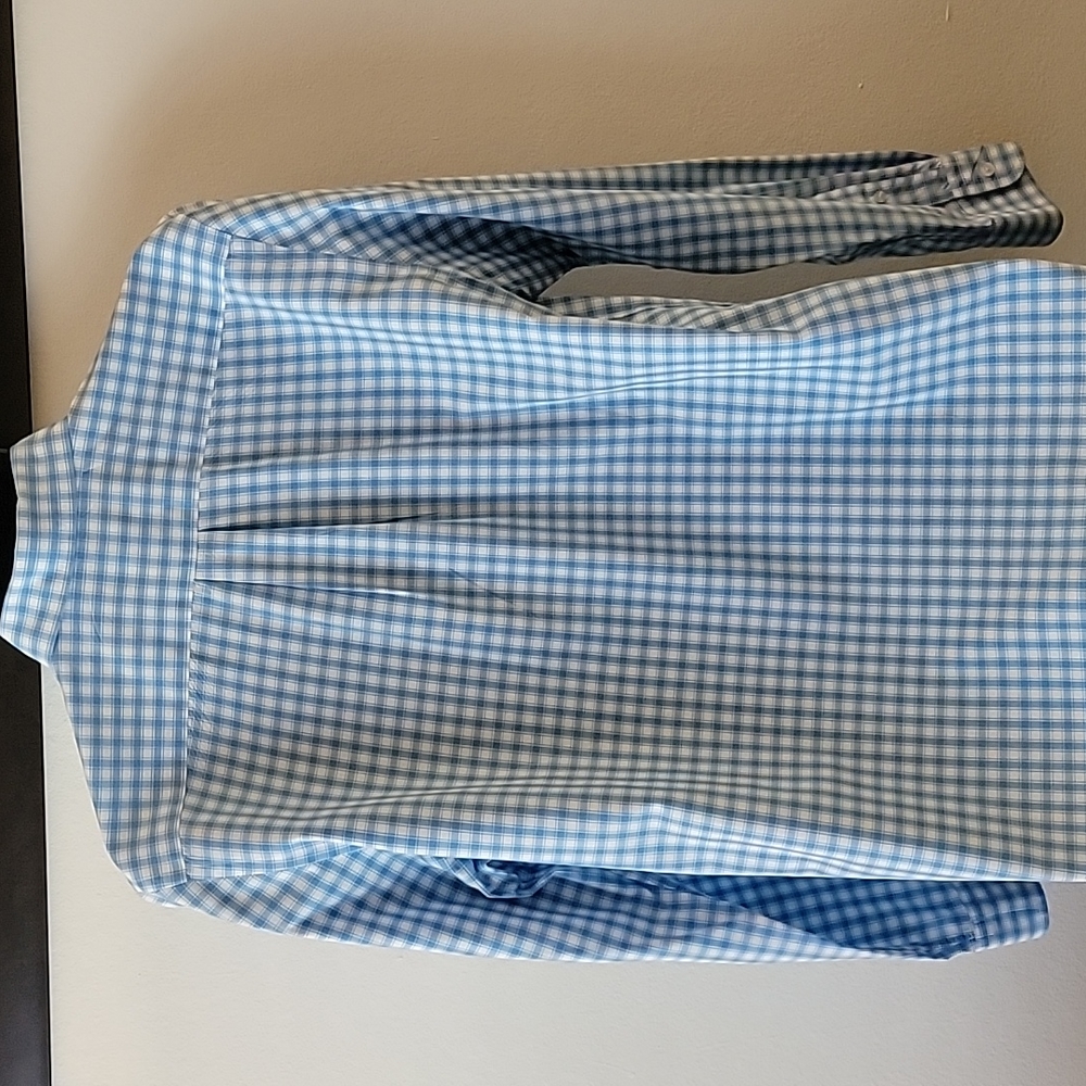 Vineyard Vines Tucker Casual Button Down - Picture 4 of 5
